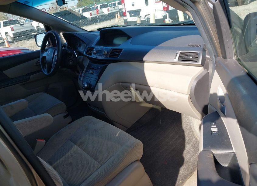 Photo 5 of 2012 Honda Odyssey LX (VIN 5FNRL5H29CB091860)