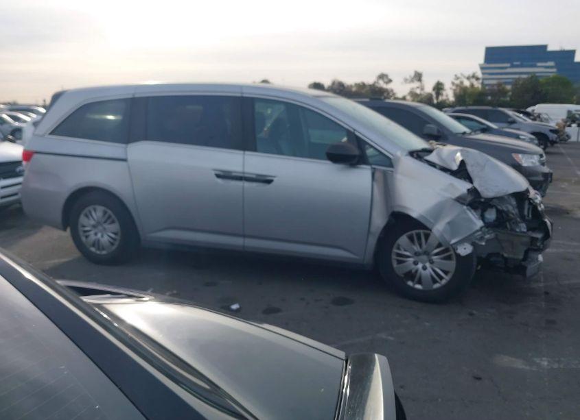 Photo 13 of 2014 Honda Odyssey LX (VIN 5FNRL5H29EB066282)