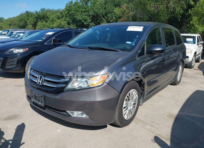 Photo 2 of 2014 Honda Odyssey LX (VIN 5FNRL5H29EB108708)