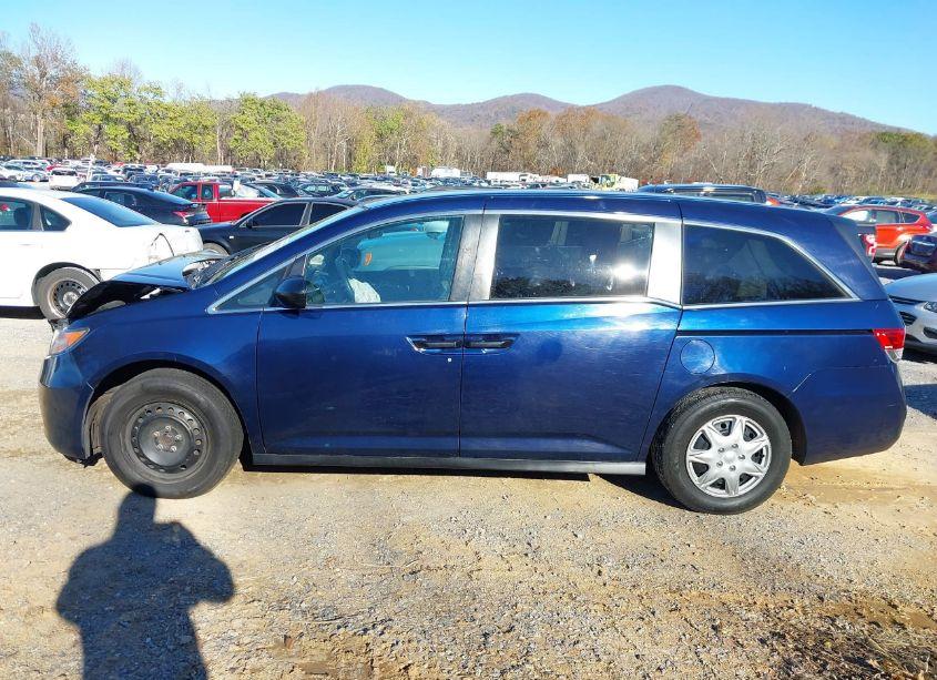 Photo 14 of 2016 Honda Odyssey LX (VIN 5FNRL5H29GB112843)