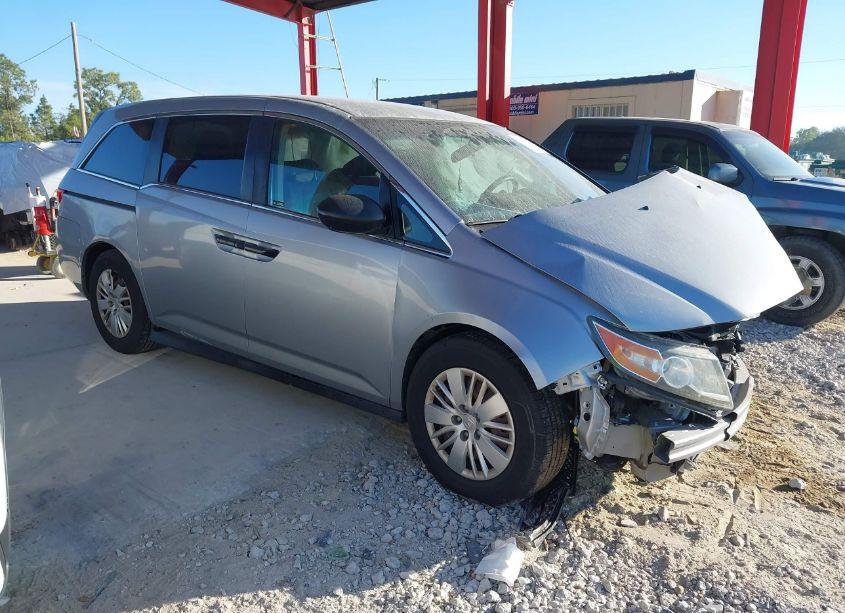 2016 Honda Odyssey LX (VIN 5FNRL5H29GB127911) main photo