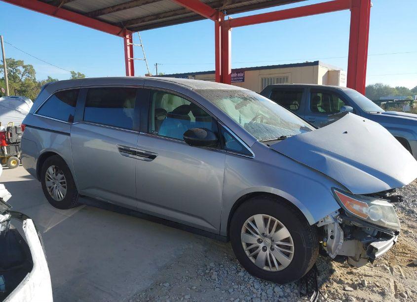 Photo 13 of 2016 Honda Odyssey LX (VIN 5FNRL5H29GB127911)