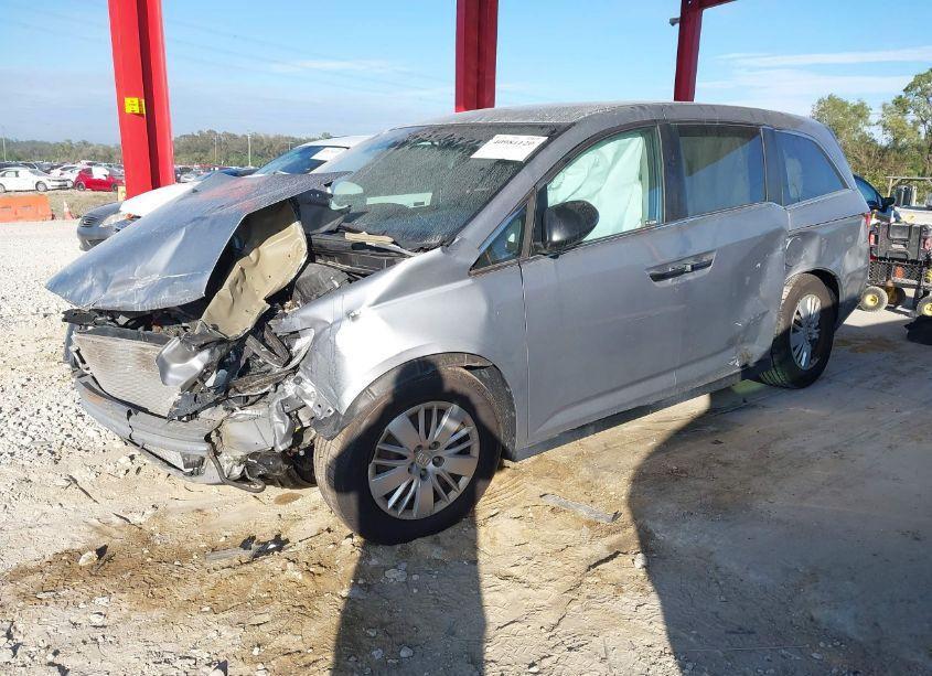 Photo 2 of 2016 Honda Odyssey LX (VIN 5FNRL5H29GB127911)