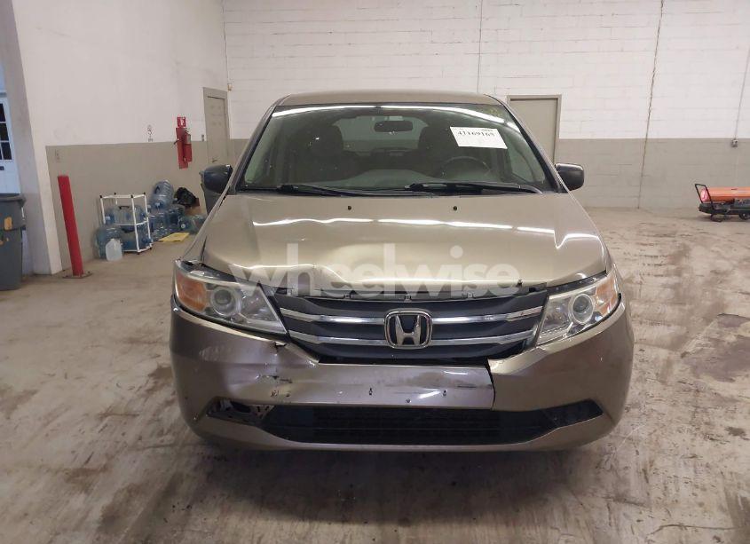 Photo 13 of 2011 Honda Odyssey LX (VIN 5FNRL5H2XBB007186)