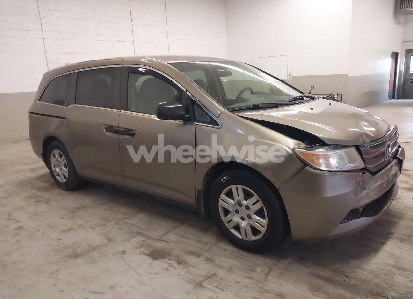 Photo 14 of 2011 Honda Odyssey LX (VIN 5FNRL5H2XBB007186)