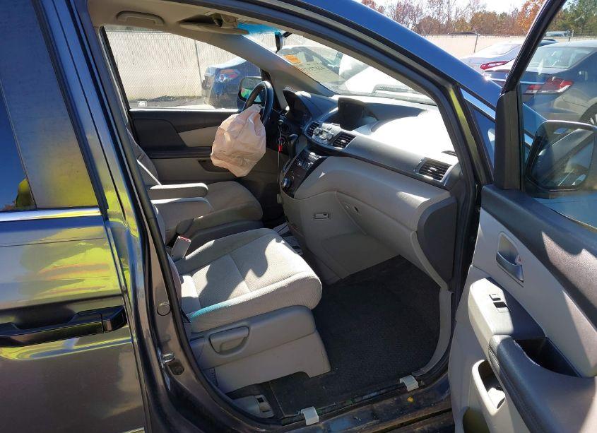 Photo 5 of 2011 Honda Odyssey LX (VIN 5FNRL5H2XBB022240)