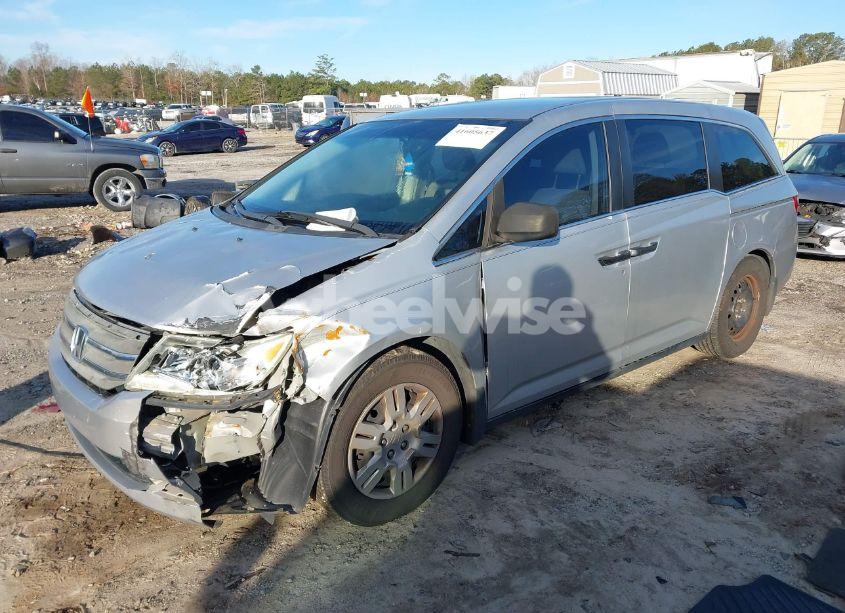 Photo 2 of 2011 Honda Odyssey LX (VIN 5FNRL5H2XBB023100)