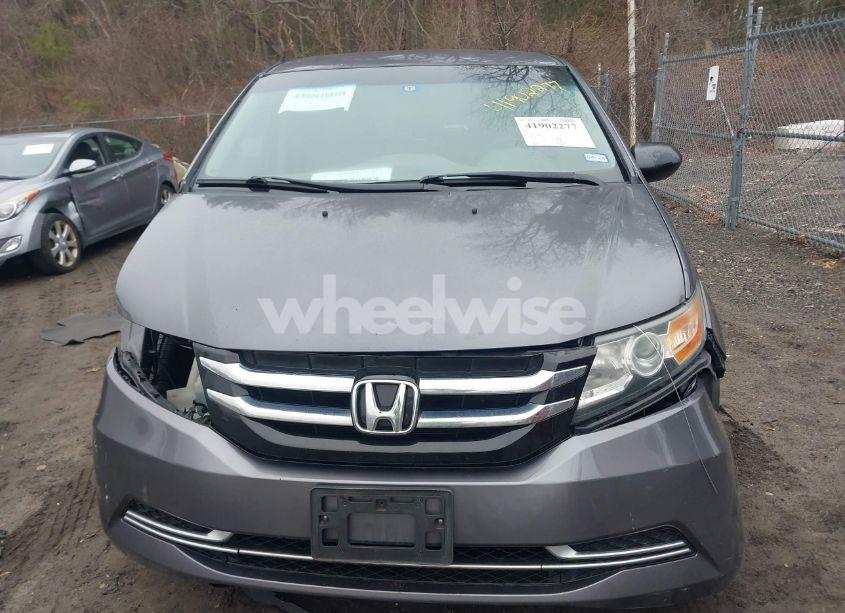 Photo 13 of 2014 Honda Odyssey LX (VIN 5FNRL5H2XEB009962)