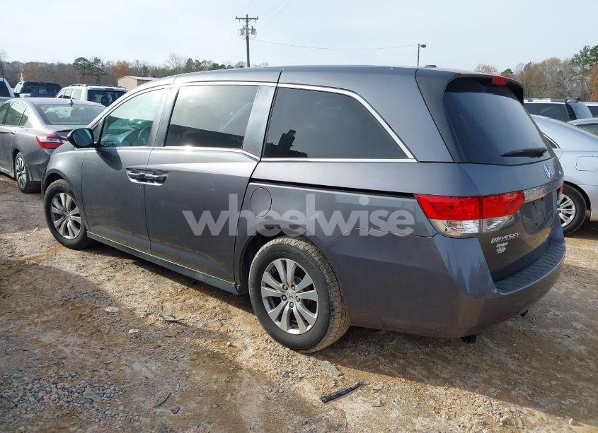 Photo 3 of 2016 Honda Odyssey SE (VIN 5FNRL5H31GB049858)