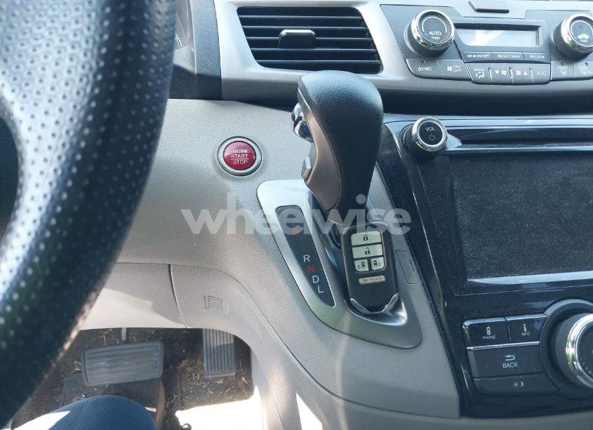 Photo 11 of 2016 Honda Odyssey SE (VIN 5FNRL5H31GB061170)