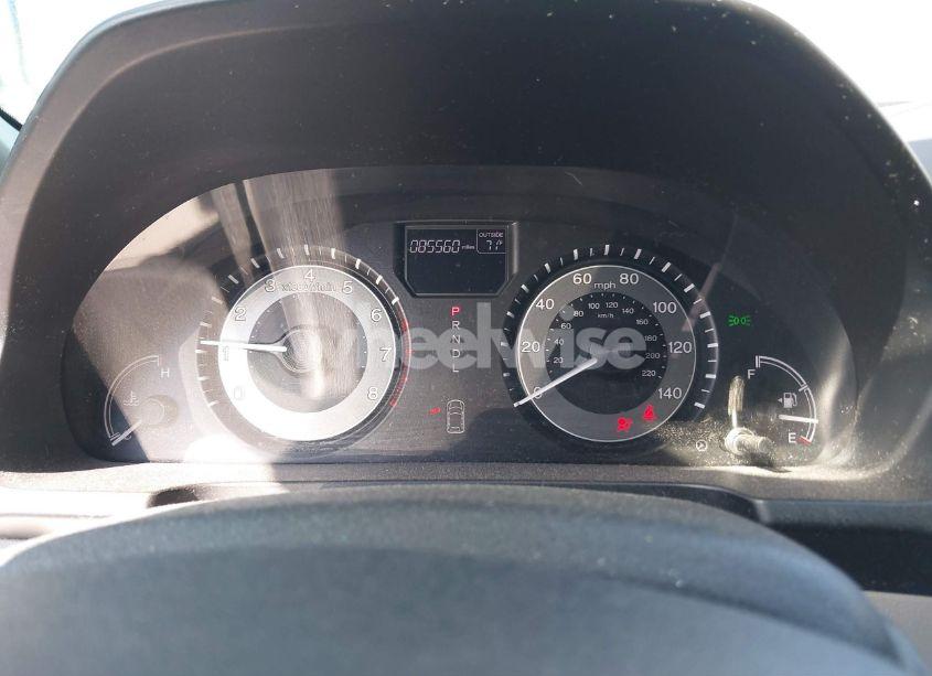 Photo 7 of 2016 Honda Odyssey SE (VIN 5FNRL5H31GB061170)