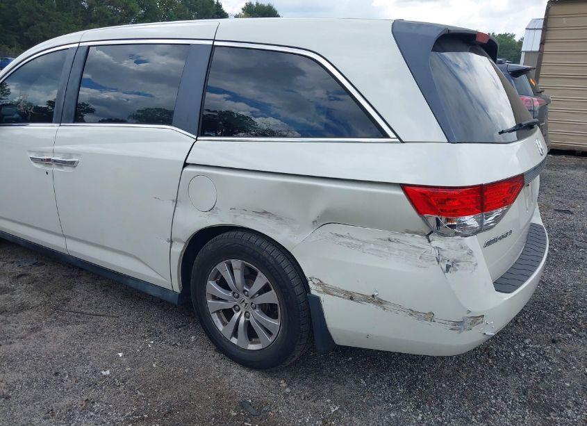 Photo 17 of 2016 Honda Odyssey SE (VIN 5FNRL5H31GB121075)