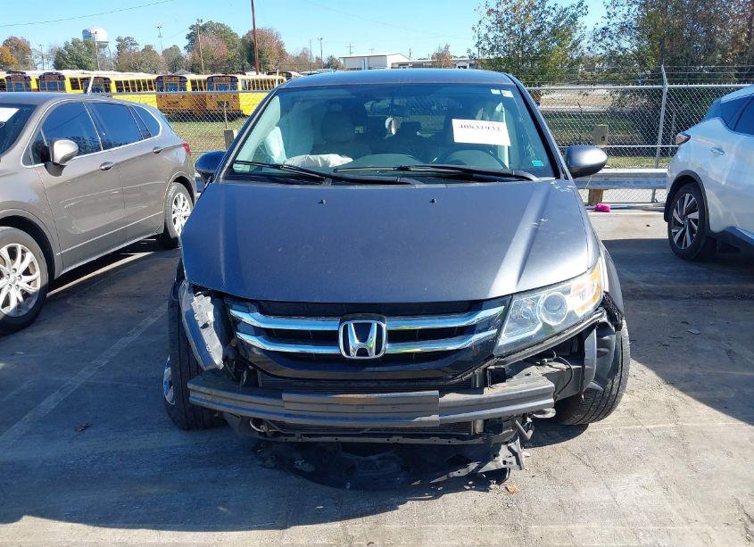 Photo 11 of 2016 Honda Odyssey SE (VIN 5FNRL5H31GB149653)