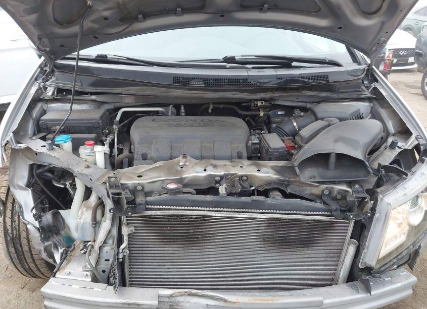 Photo 10 of 2016 Honda Odyssey SE (VIN 5FNRL5H32GB116855)