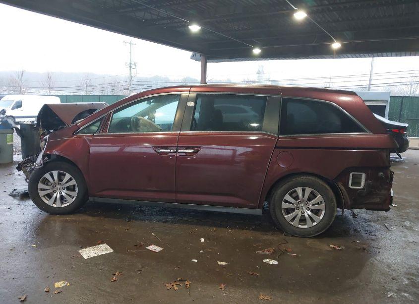 Photo 15 of 2016 Honda Odyssey SE (VIN 5FNRL5H32GB156580)