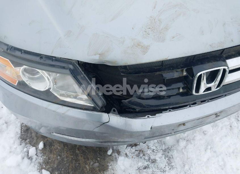 Photo 6 of 2016 Honda Odyssey SE (VIN 5FNRL5H33GB007630)