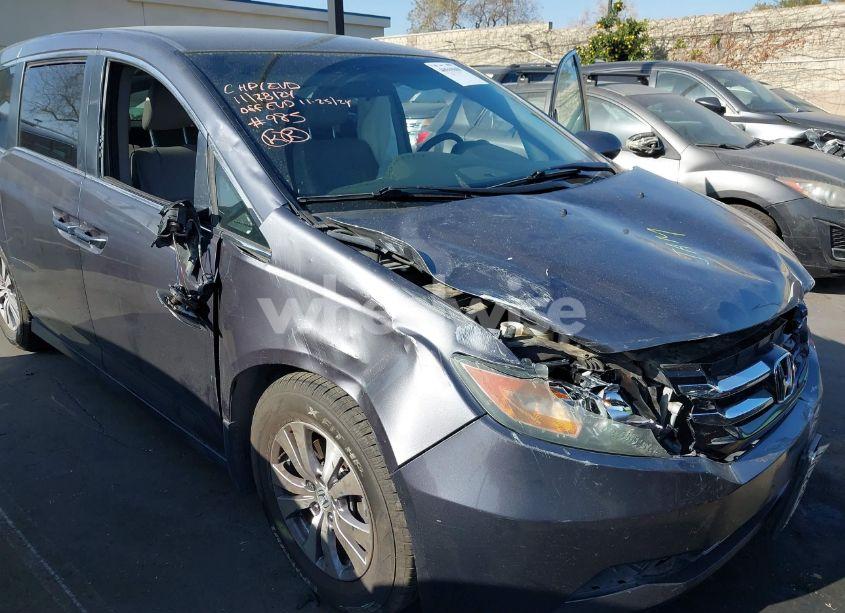 Photo 17 of 2016 Honda Odyssey SE (VIN 5FNRL5H33GB034259)