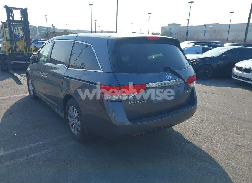 Photo 3 of 2016 Honda Odyssey SE (VIN 5FNRL5H33GB034259)