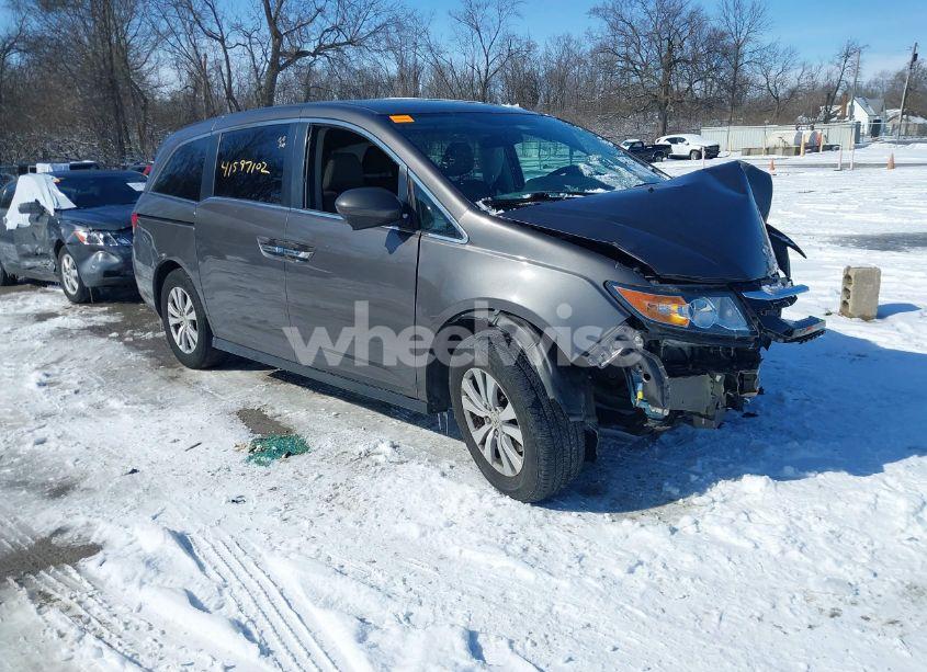 2016 Honda Odyssey SE (VIN 5FNRL5H34GB031855) main photo