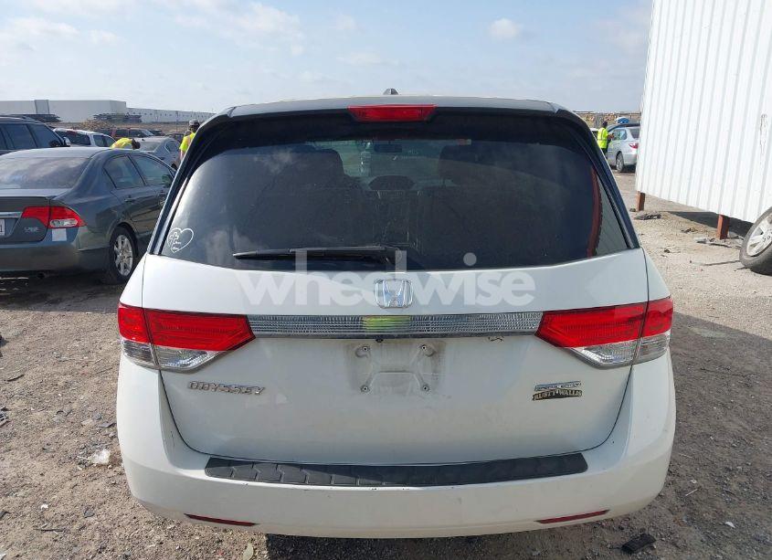 Photo 16 of 2016 Honda Odyssey SE (VIN 5FNRL5H34GB149629)