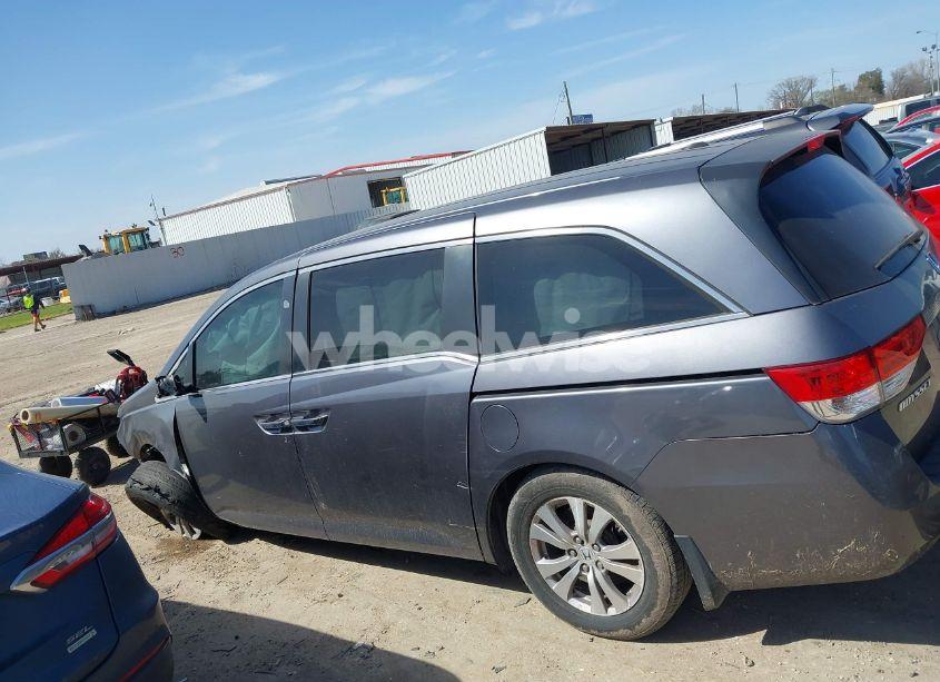 Photo 15 of 2016 Honda Odyssey SE (VIN 5FNRL5H35GB066596)