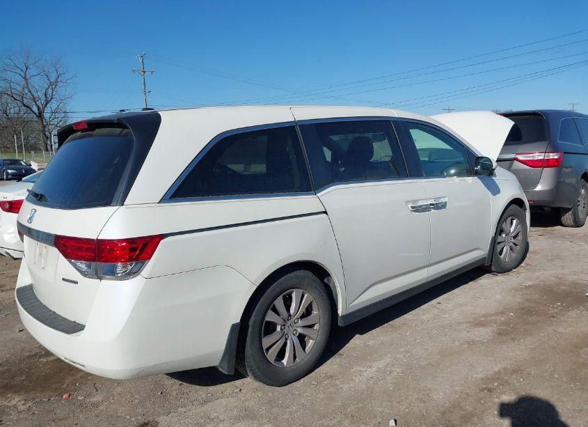 Photo 13 of 2016 Honda Odyssey SE (VIN 5FNRL5H35GB154418)