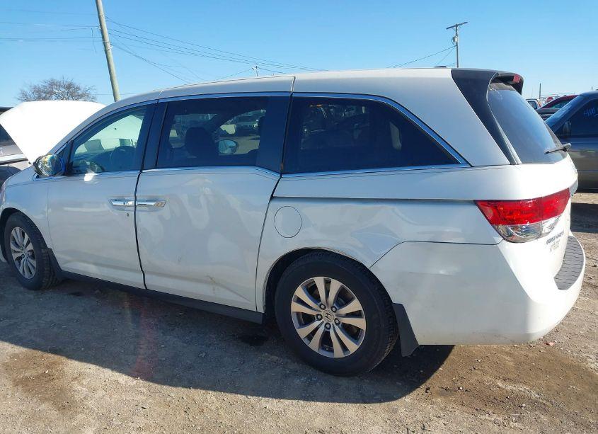 Photo 6 of 2016 Honda Odyssey SE (VIN 5FNRL5H35GB154418)