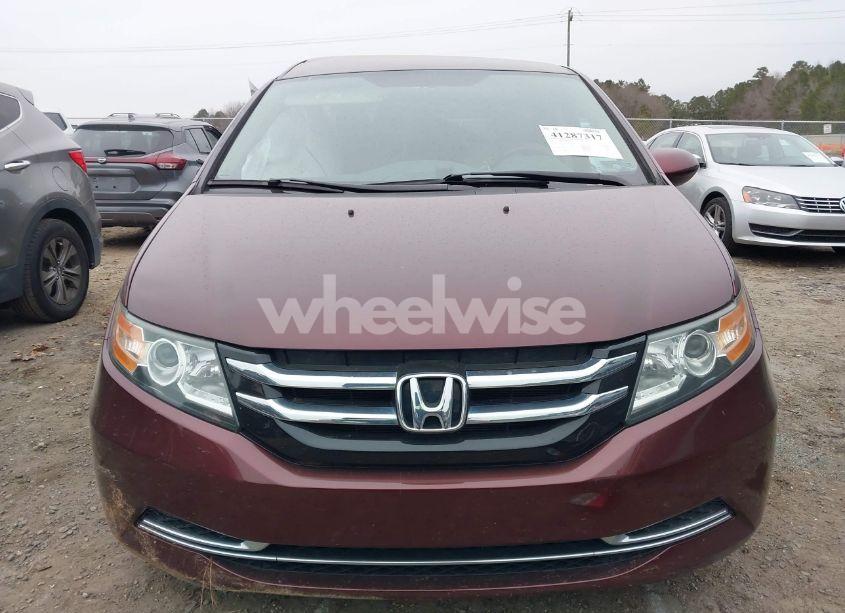 Photo 13 of 2016 Honda Odyssey SE (VIN 5FNRL5H36GB151298)
