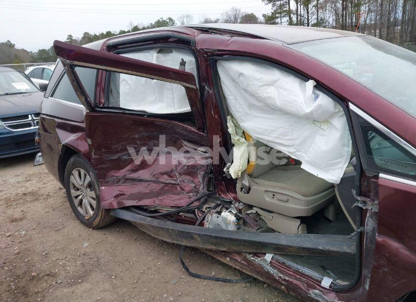 Photo 6 of 2016 Honda Odyssey SE (VIN 5FNRL5H36GB151298)