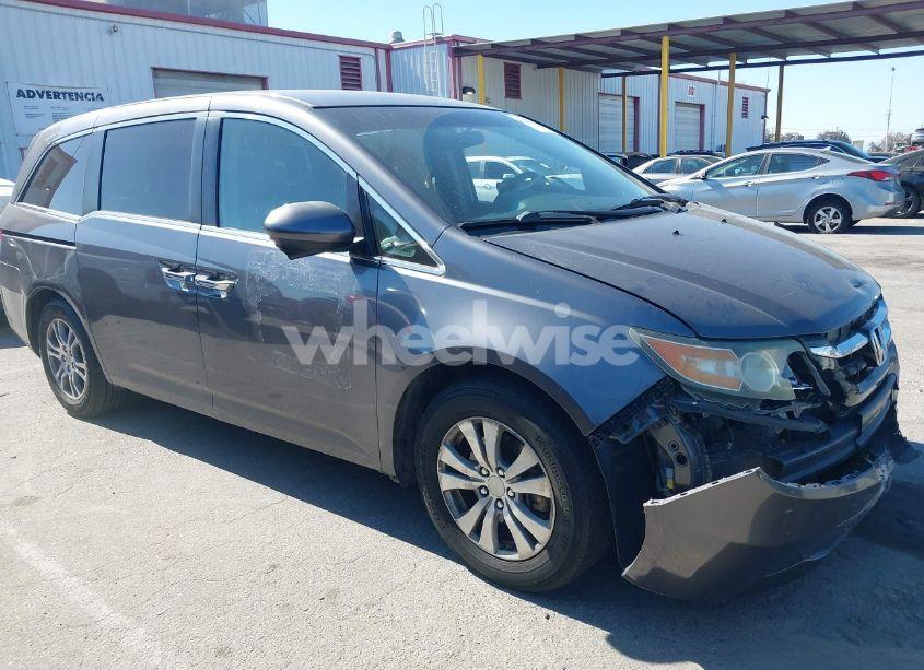 2016 Honda Odyssey SE (VIN 5FNRL5H37GB043241) main photo