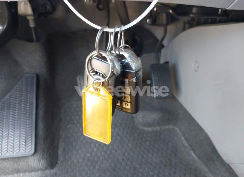 Photo 11 of 2016 Honda Odyssey SE (VIN 5FNRL5H37GB043241)