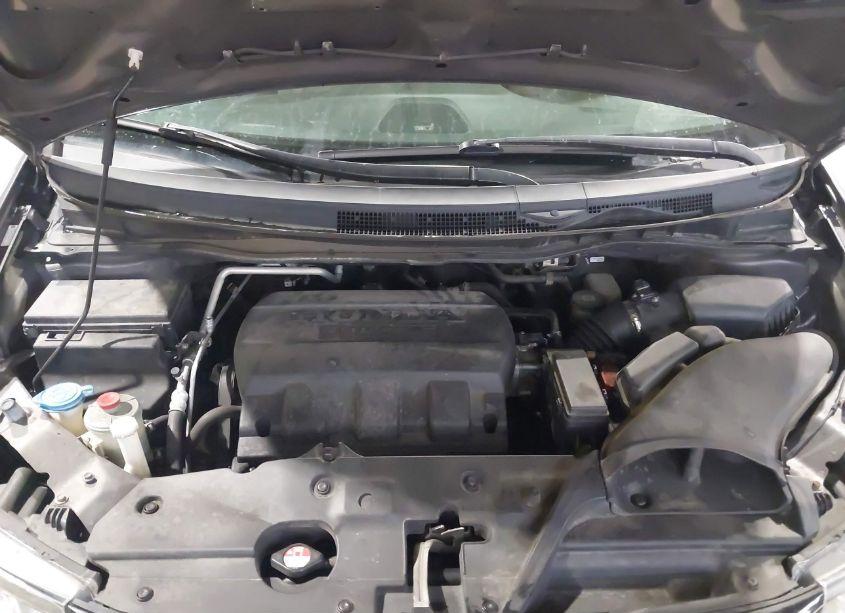 Photo 10 of 2016 Honda Odyssey SE (VIN 5FNRL5H38GB090164)