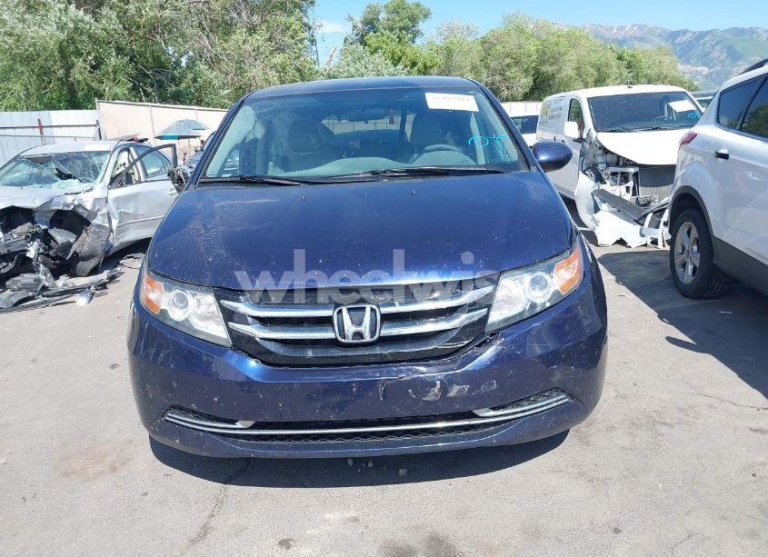 Photo 12 of 2016 Honda Odyssey SE (VIN 5FNRL5H38GB103141)
