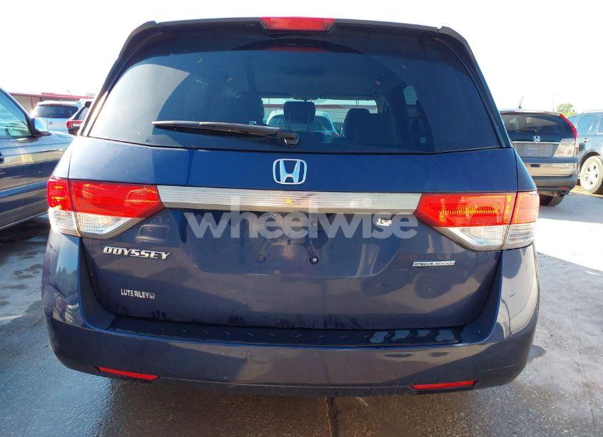 Photo 16 of 2016 Honda Odyssey SE (VIN 5FNRL5H38GB115841)