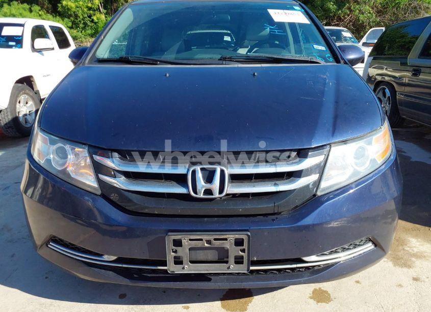 Photo 6 of 2016 Honda Odyssey SE (VIN 5FNRL5H38GB115841)