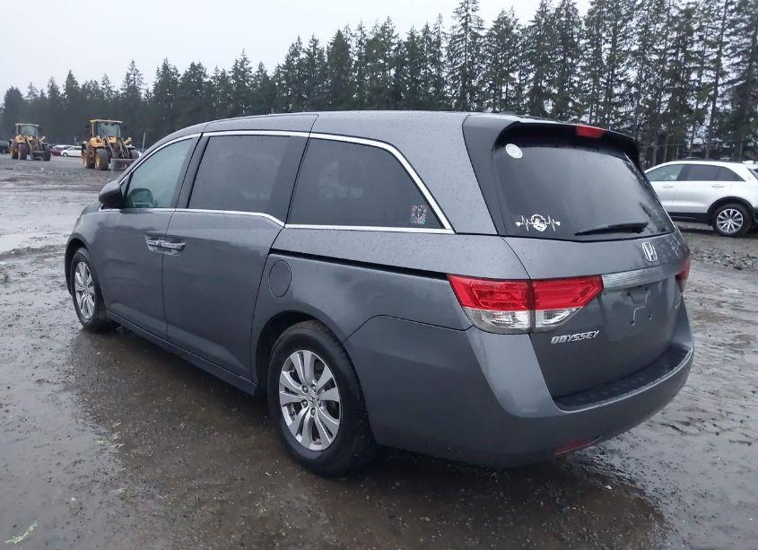 Photo 3 of 2016 Honda Odyssey SE (VIN 5FNRL5H38GB138892)