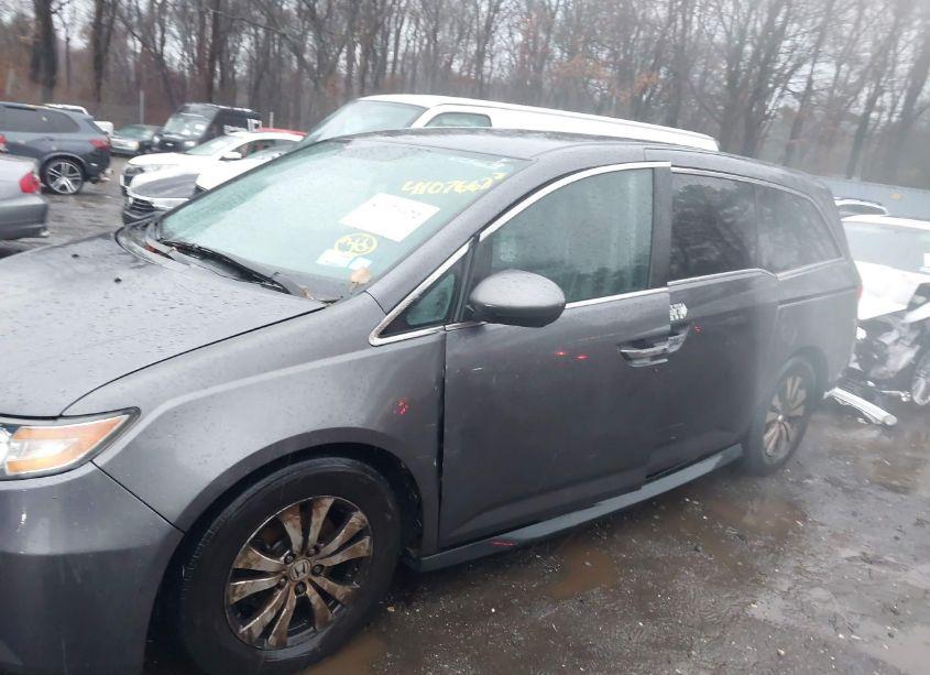 Photo 14 of 2016 Honda Odyssey SE (VIN 5FNRL5H39GB146323)