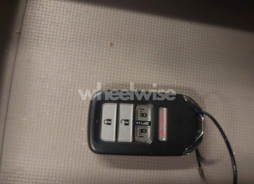 Photo 11 of 2016 Honda Odyssey SE (VIN 5FNRL5H3XGB129451)