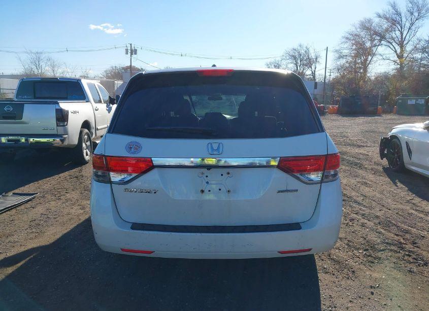 Photo 16 of 2016 Honda Odyssey SE (VIN 5FNRL5H3XGB162885)
