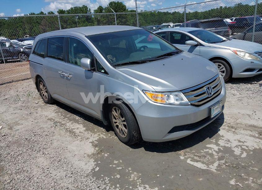2011 Honda Odyssey EX (VIN 5FNRL5H40BB035225) main photo