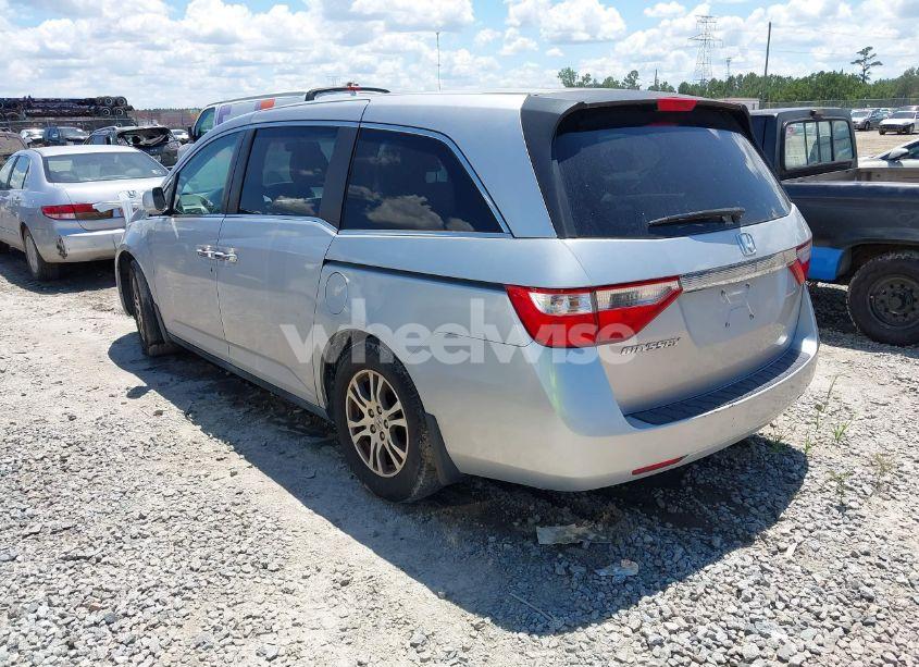 Photo 3 of 2011 Honda Odyssey EX (VIN 5FNRL5H40BB035225)