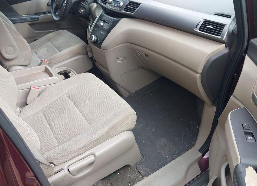 Photo 5 of 2011 Honda Odyssey EX (VIN 5FNRL5H40BB069326)