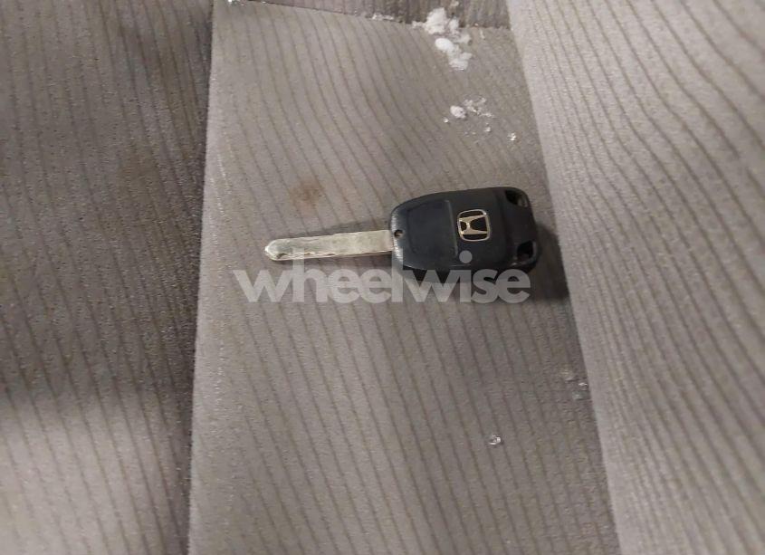 Photo 11 of 2013 Honda Odyssey EX (VIN 5FNRL5H40DB008772)