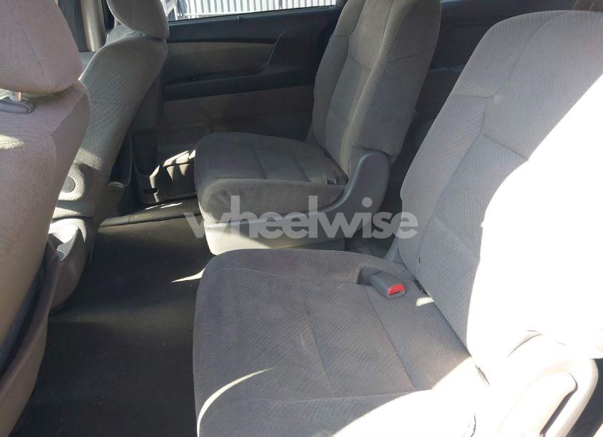 Photo 8 of 2014 Honda Odyssey EX (VIN 5FNRL5H40EB047251)