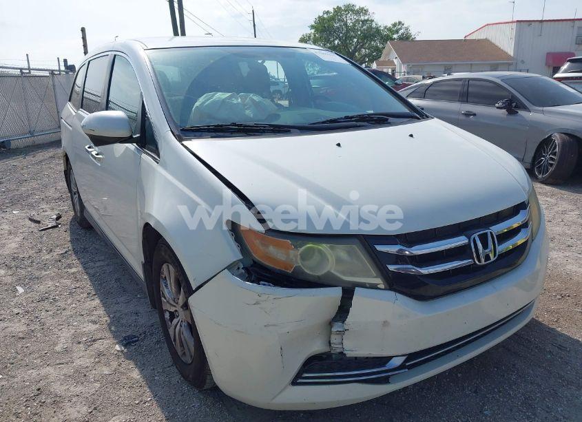 Photo 6 of 2015 Honda Odyssey EX (VIN 5FNRL5H40FB037062)