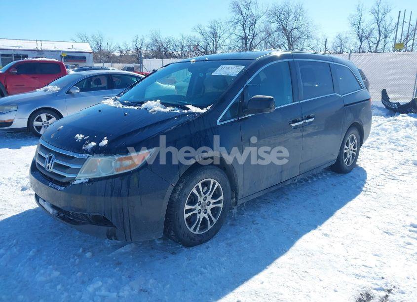 Photo 2 of 2011 Honda Odyssey EX (VIN 5FNRL5H41BB033760)