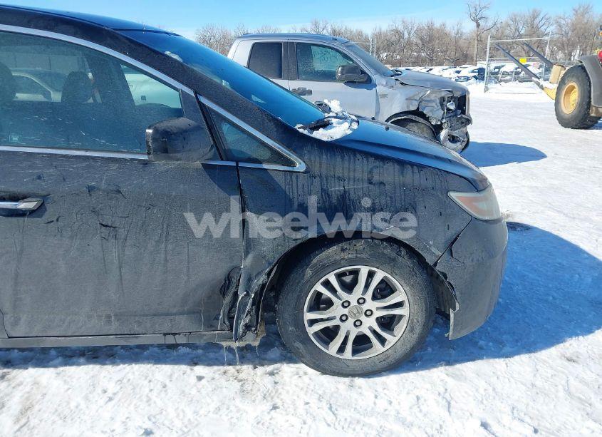 Photo 6 of 2011 Honda Odyssey EX (VIN 5FNRL5H41BB033760)