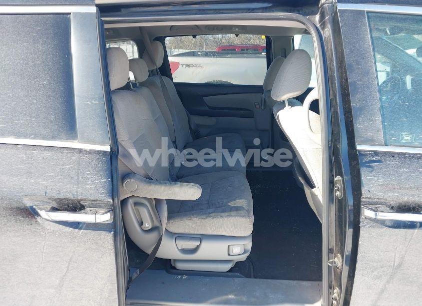 Photo 8 of 2011 Honda Odyssey EX (VIN 5FNRL5H41BB033760)