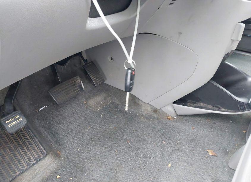 Photo 11 of 2011 Honda Odyssey EX (VIN 5FNRL5H41BB085180)