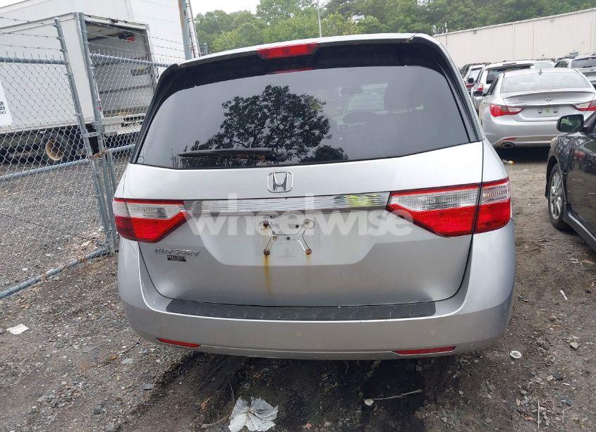 Photo 16 of 2013 Honda Odyssey EX (VIN 5FNRL5H41DB077812)